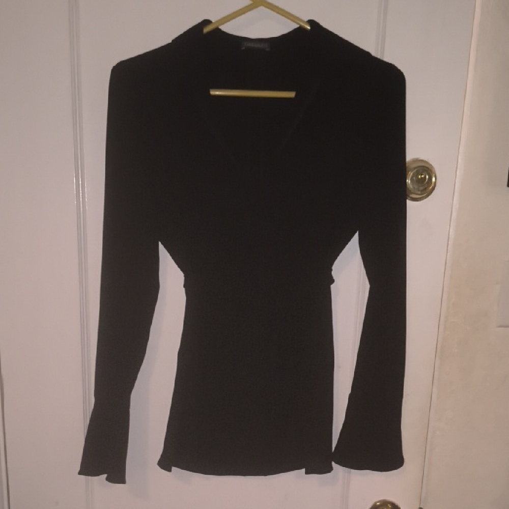 Tahari | 100% Silk Classic Black Long Sleeve Blouse